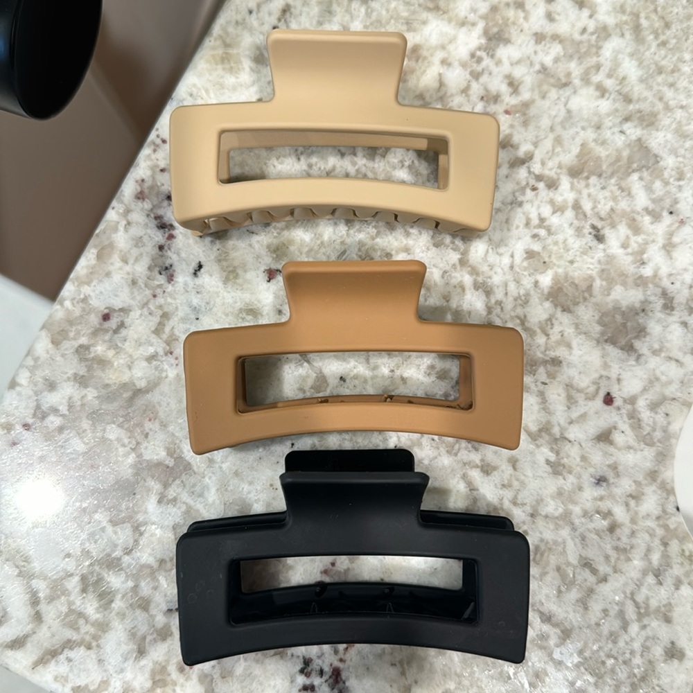 Hair clips